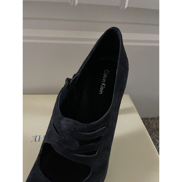 Calvin Klein ladies pumps heels black velvet size 7.5 - Picture 2 of 6